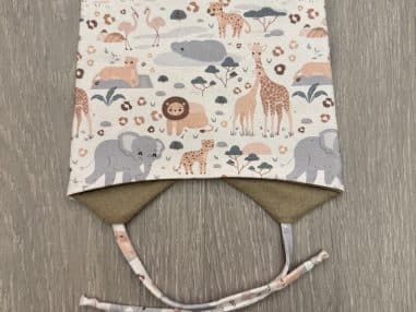 Lue med fleece, savanne, 4-12 mnd | Lille Apekatt