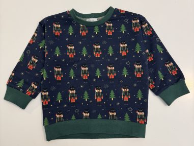 Genser, nøtteknekker | Lille Apekatt